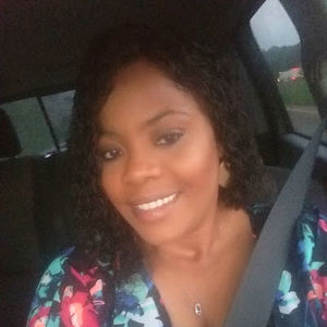 Meet your Posher, Aisha